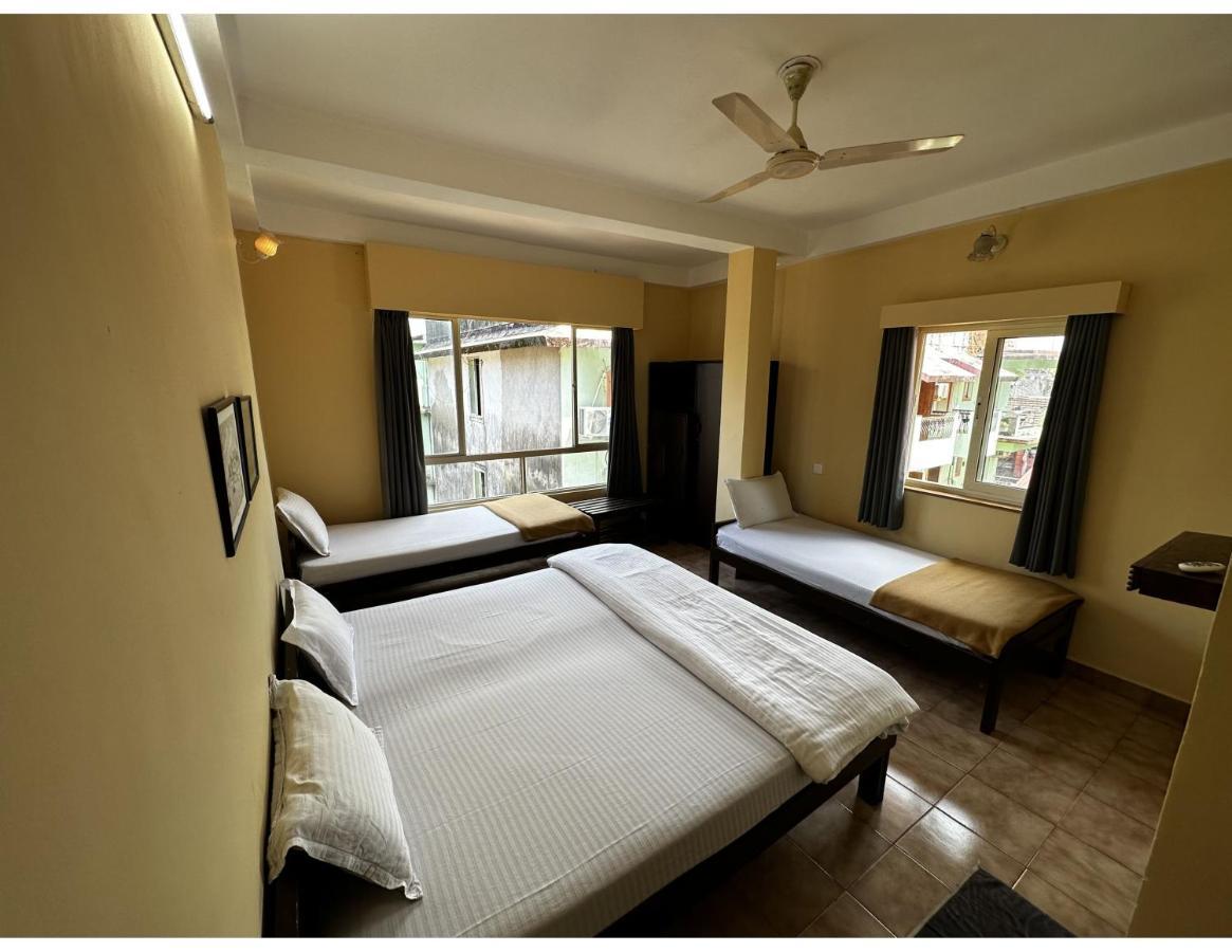 Hotel White Season كالانغيُت المظهر الخارجي الصورة