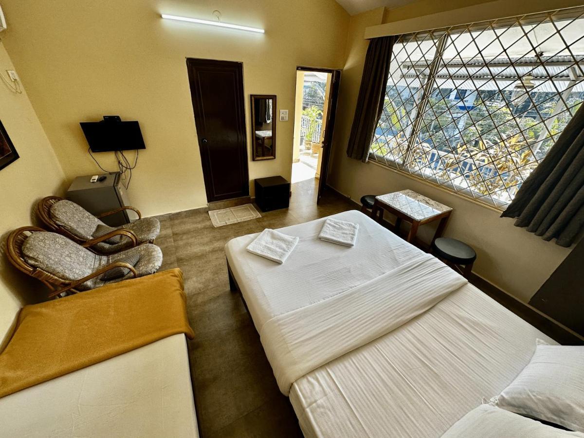 Hotel White Season كالانغيُت المظهر الخارجي الصورة