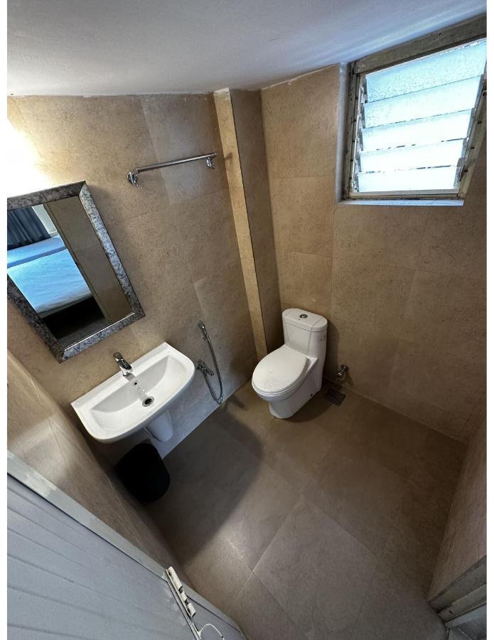 Hotel White Season كالانغيُت المظهر الخارجي الصورة