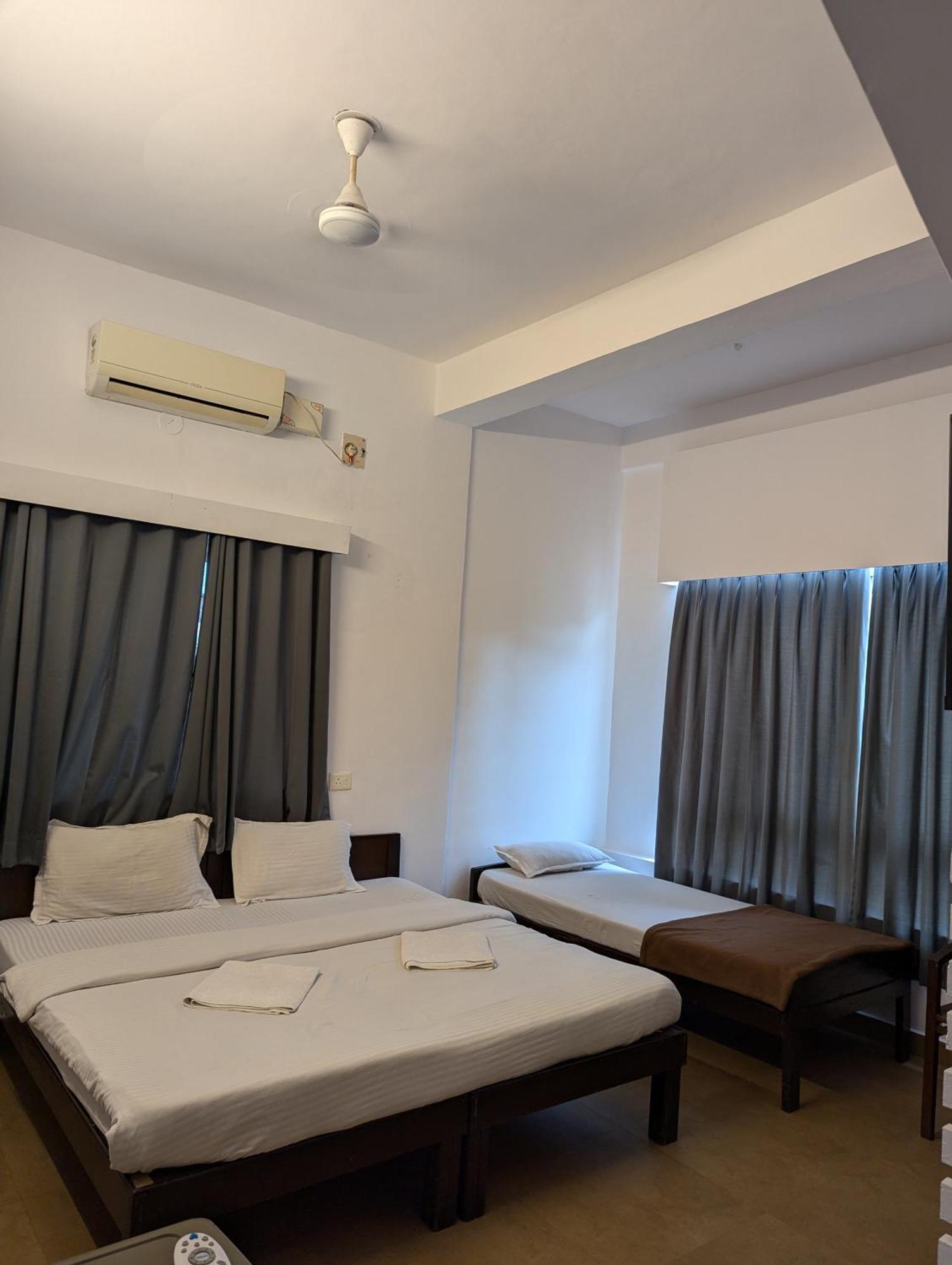 Hotel White Season كالانغيُت المظهر الخارجي الصورة